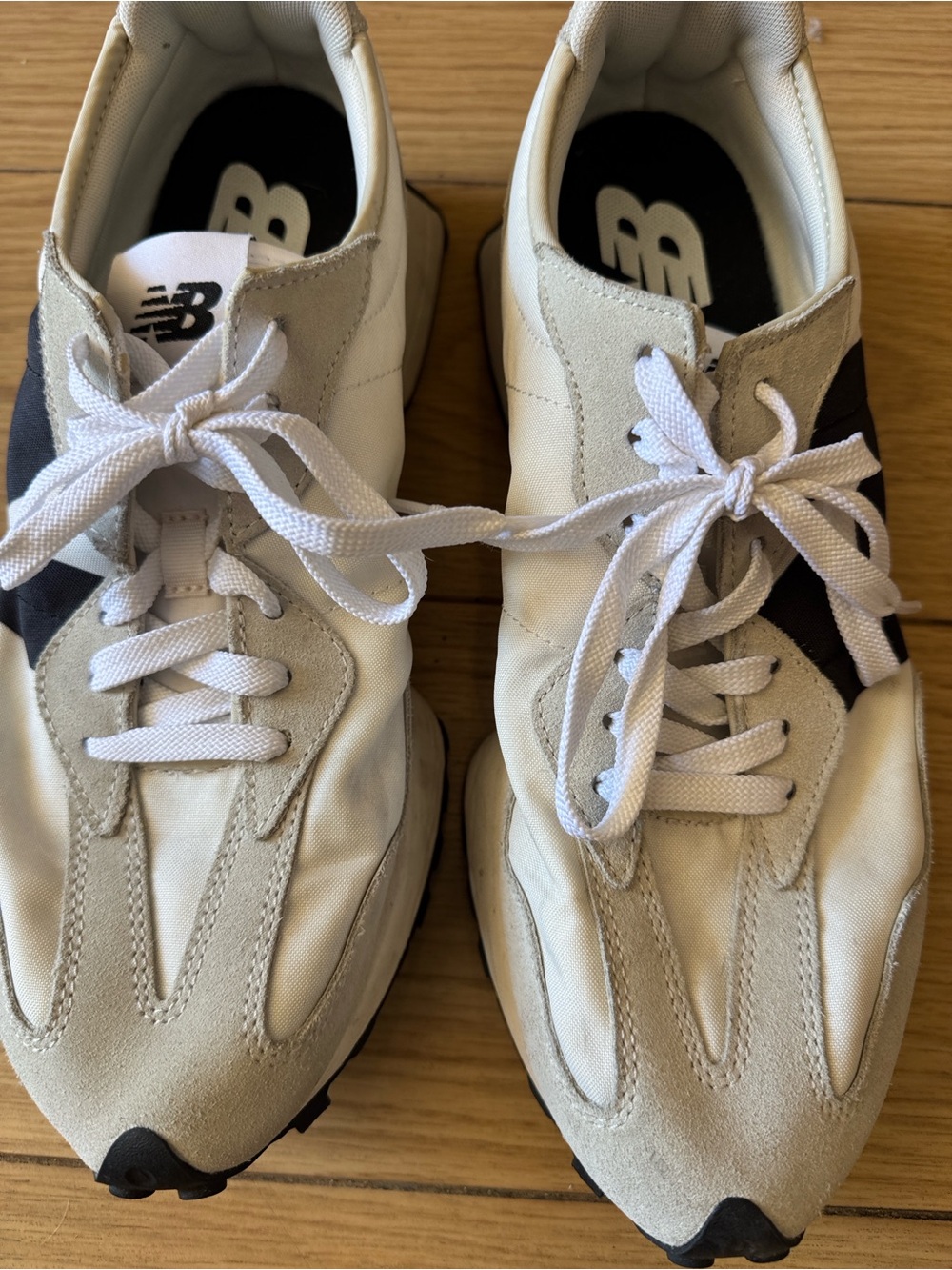 New Balance Cream, Black & White Suede Mesh Runner